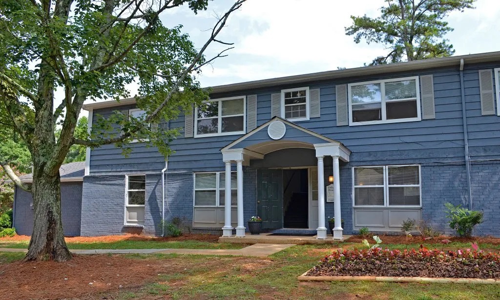 leasing office of Kasteel at Stone Mountain